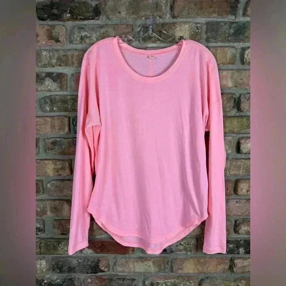 Lucy Tech Ladies Small Super Soft Pink Long Sleeve Activewear Top Yoga Running